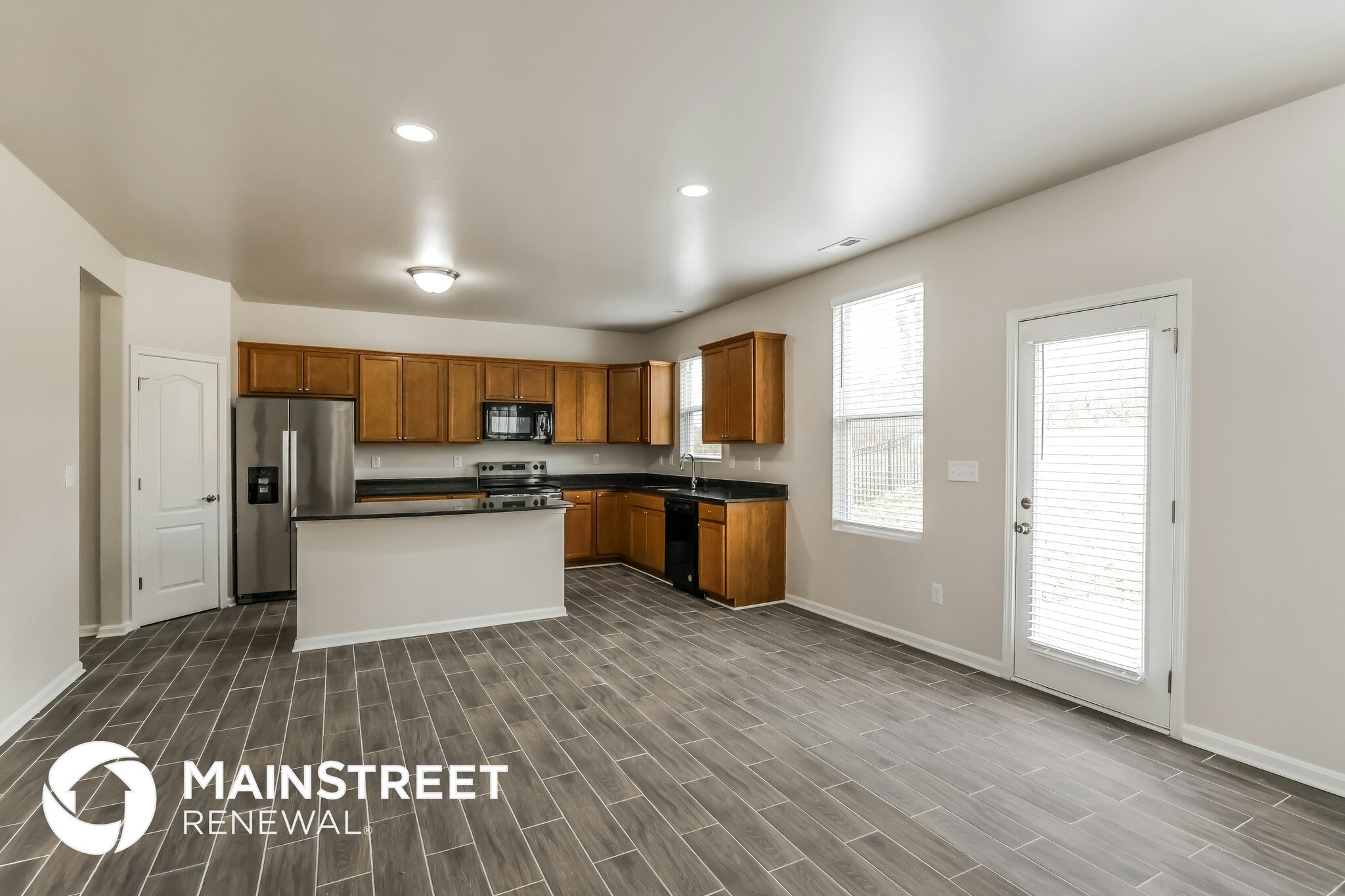 Building Photo - 16991 Green Crest Ln