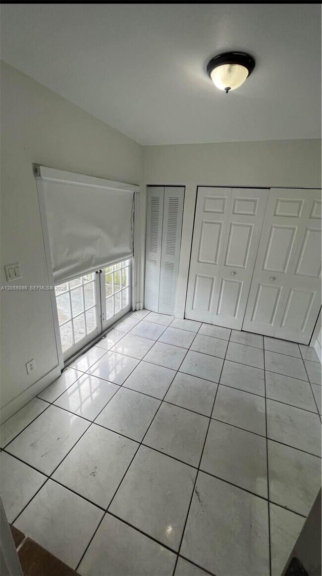 Building Photo - 17201 NW 53rd Ave