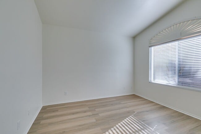 Building Photo - SUMMERLIN BEAUTY*UPGRADED*COMMUNITY POOL*3 BEDROOMS*STAINLESS STEEL APPLIANCES*