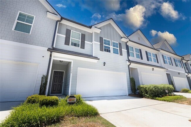 Building Photo - 7095 Gladstone Cir