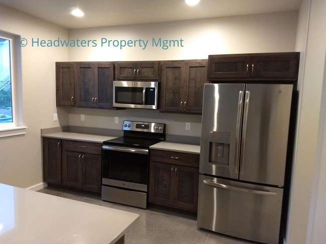 Building Photo - 338 Meriwether Ave