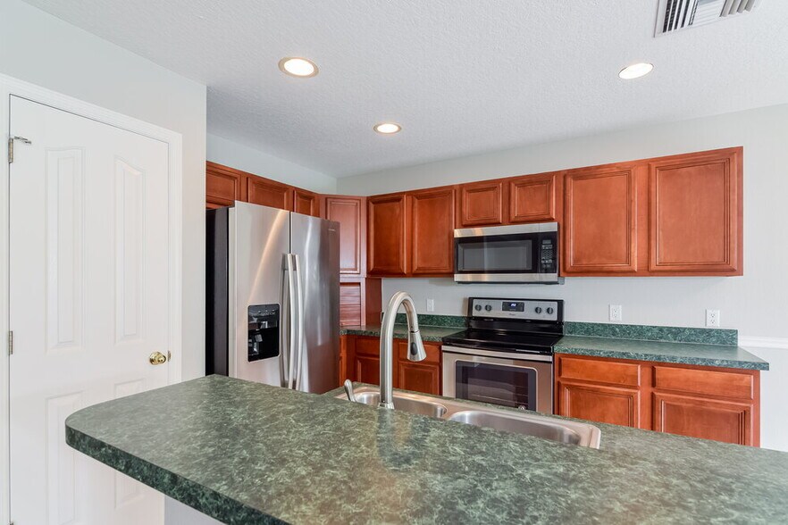 Building Photo - 13512 Blue Sunfish Ct
