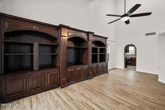Building Photo - 7216 Desert Jewel Dr