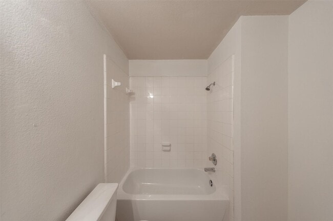 Building Photo - 11712 Logan Ridge Dr