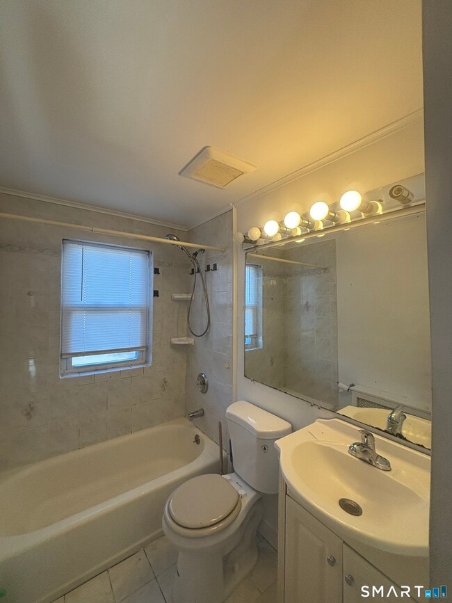 Building Photo - 163 Louisiana Ave