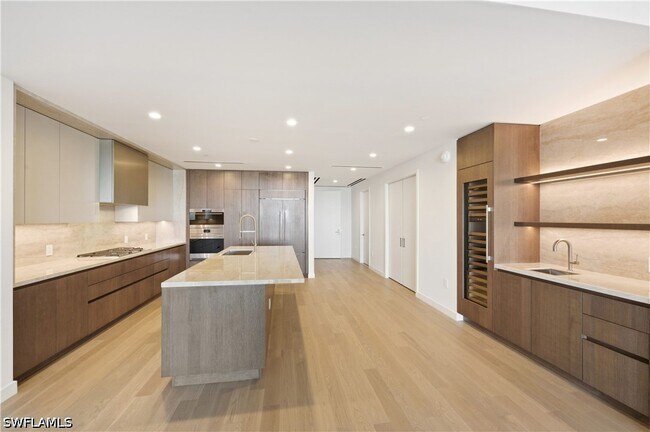 Building Photo - 5100 SEAGRASS Blvd