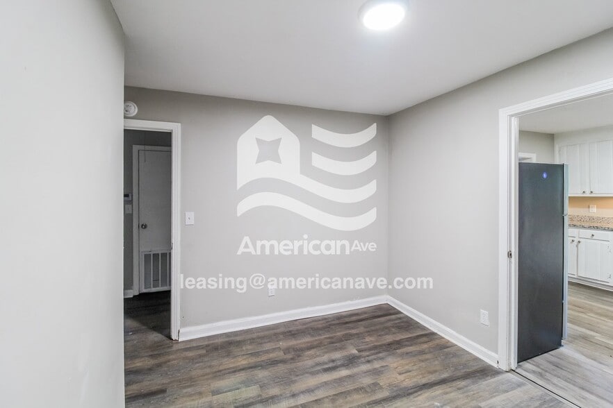 Building Photo - 106 Jones Pl