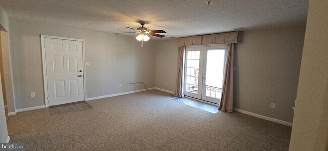 Building Photo - 225 Brandy Ct