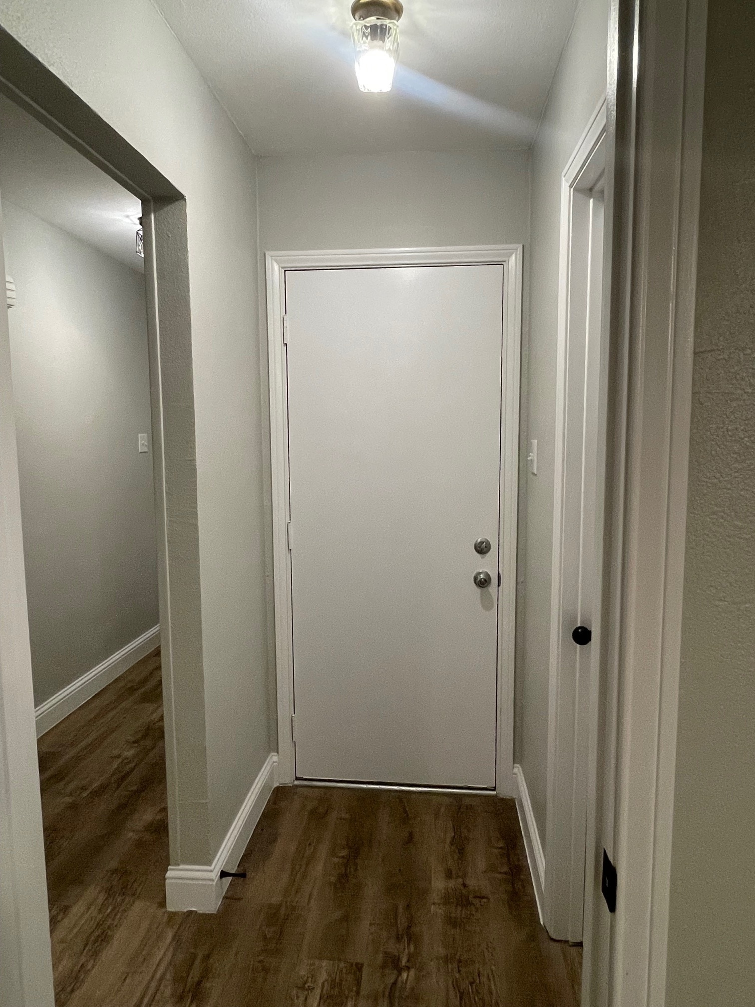 Hallway to Garage and Laundry - 4609 Cripple Creek Rd