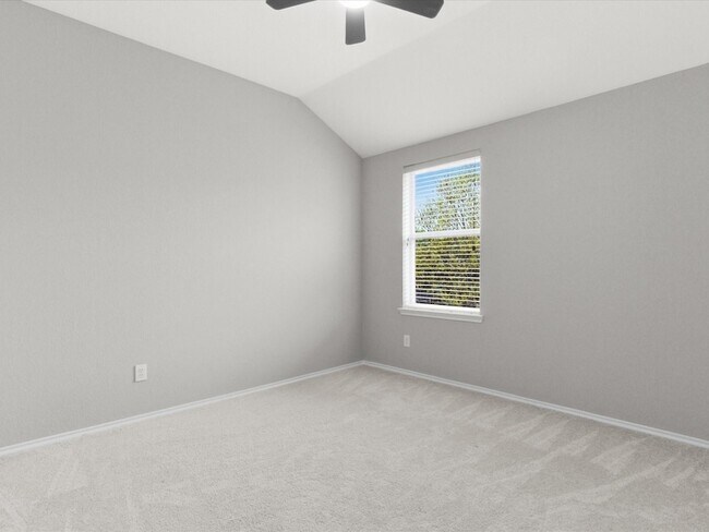 Building Photo - 1316 Hunter Ln