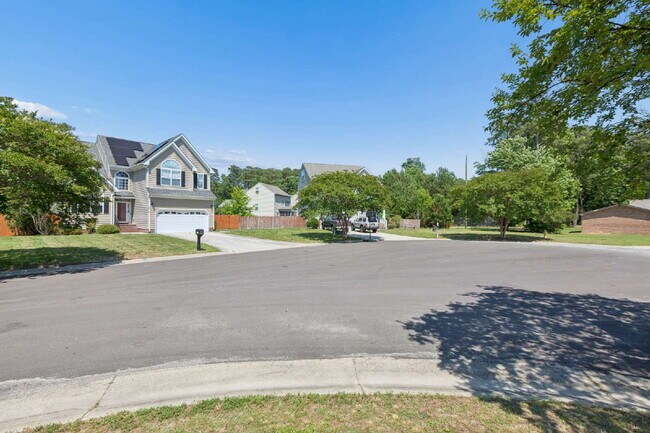Building Photo - 8183 Gentil Ct