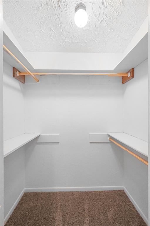 Building Photo - 421 W San Antonio St