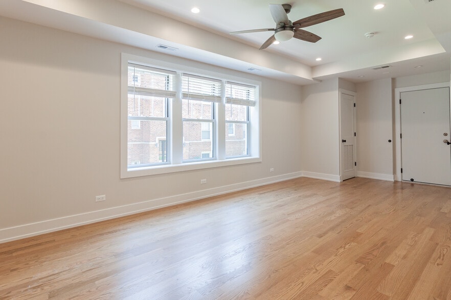 Building Photo - 3531 N Broadway St