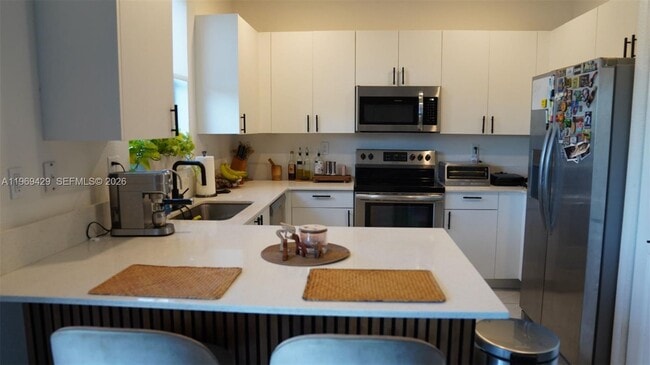 Building Photo - 549 NW 204th St