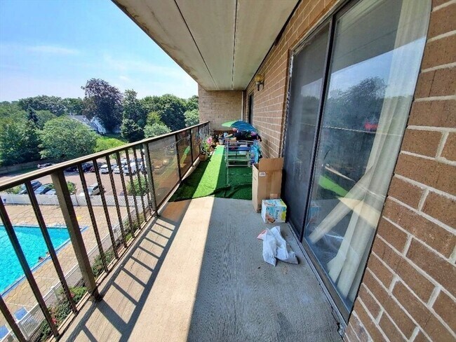 Building Photo - 175 Quincy Shore Dr