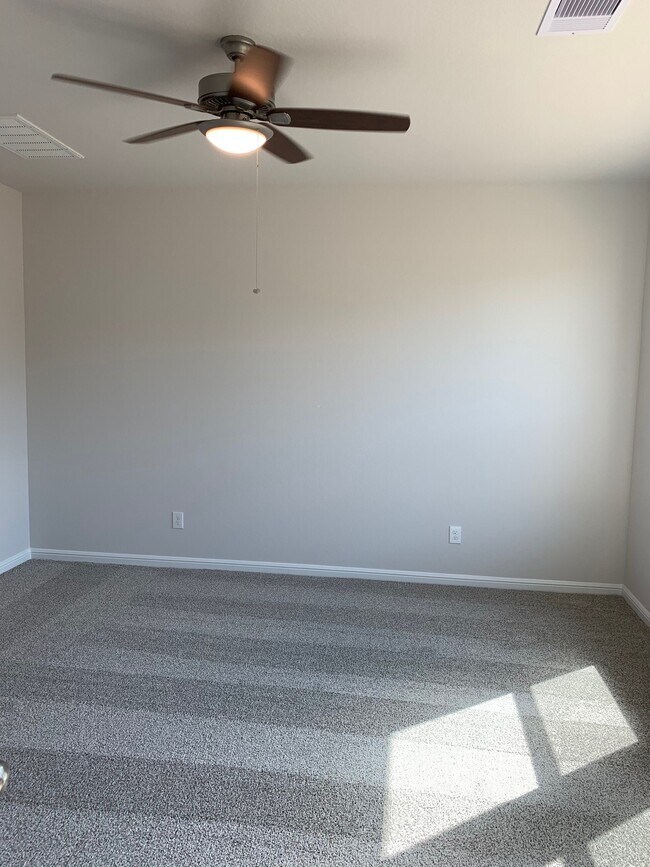 Building Photo - 8022 Cliffside Terrace Ct