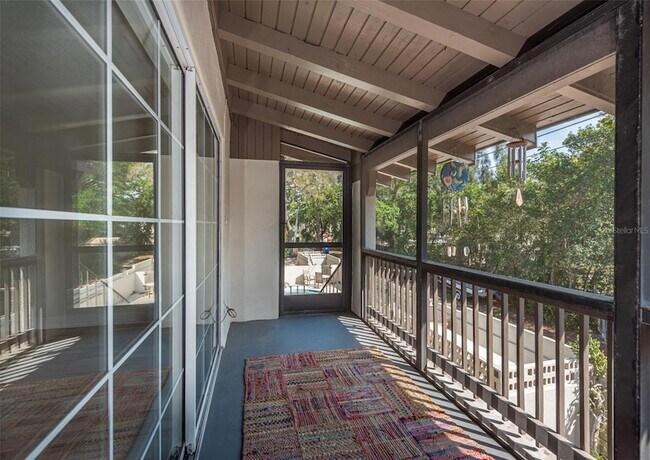 Building Photo - 6042 1st Ave S