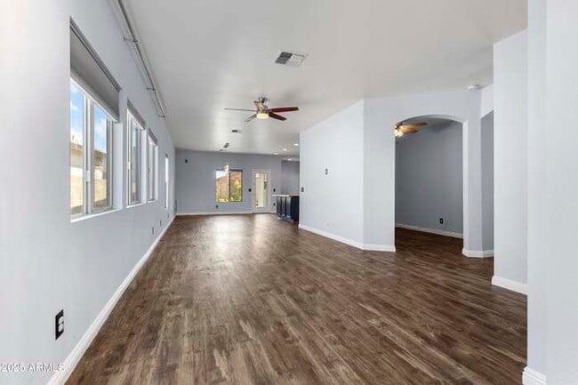 Building Photo - 12909 W Aster Dr