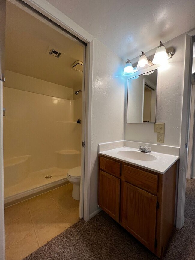 Building Photo - 6132 Antelope Villas Cir