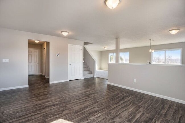 Building Photo - 412 Eastwood Dr