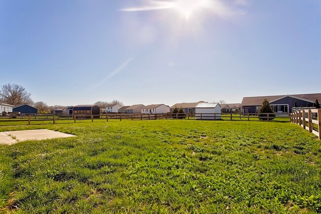 Building Photo - 159 Zachary Dr