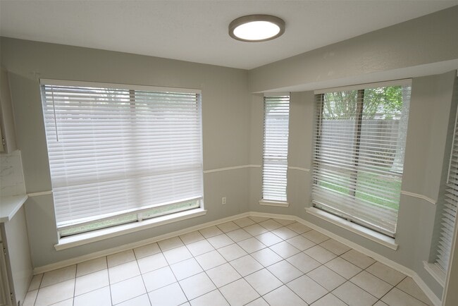 Building Photo - 17427 Hamilwood Dr