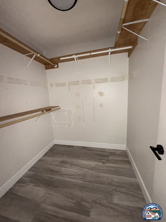 Building Photo - 1200 Rodeo Dr