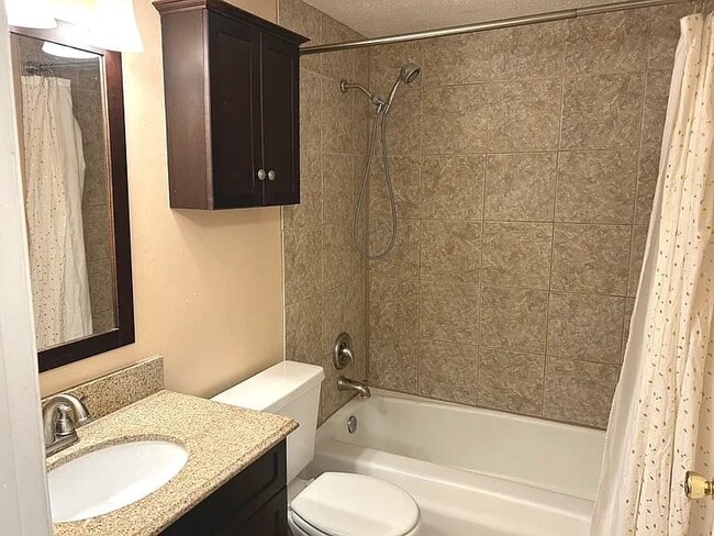 Building Photo - 1964 Kenilworth Cir