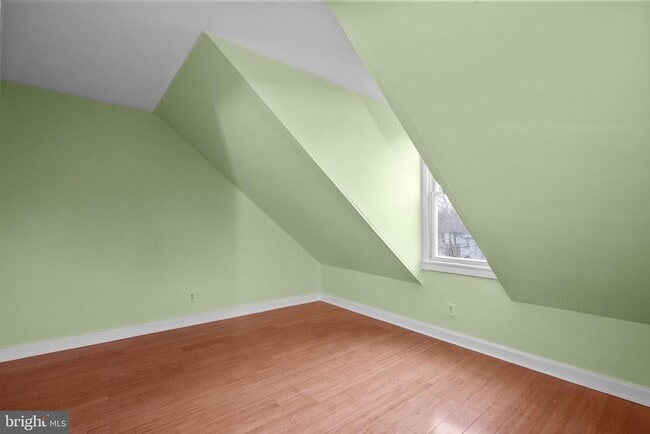 Building Photo - 505 Delaware Ave