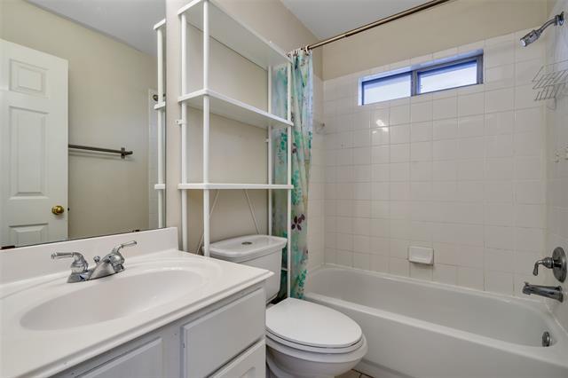 Building Photo - 910 Kilbridge Ln