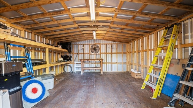 Building Photo - 1017 Howard Ln