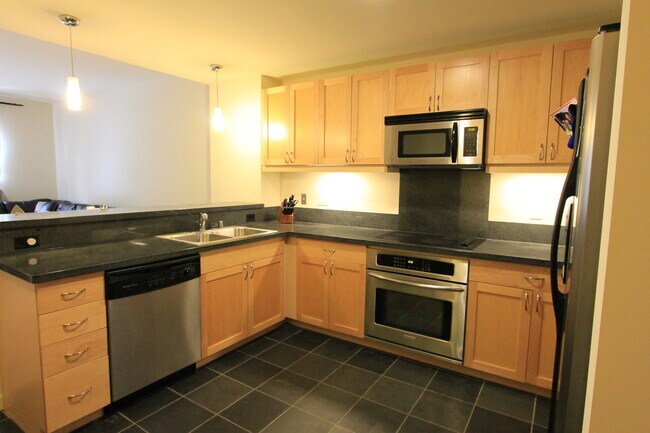 Primary Photo - Metrome - Ground floor with patio - 1 bedr...