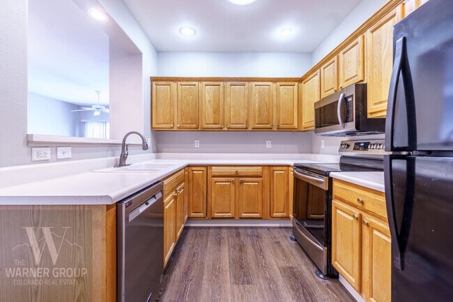 Building Photo - 2652 Thrush Grove