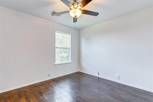 Building Photo - 21218 Somerset Park Ln