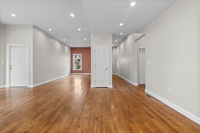 Building Photo - 63 Perrin St