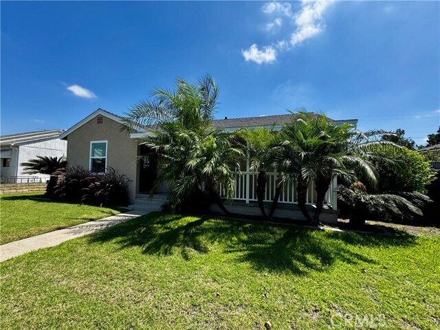 Building Photo - 14414 Studebaker Rd