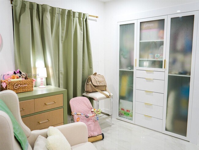 Building Photo - 7951 NW 37th Dr