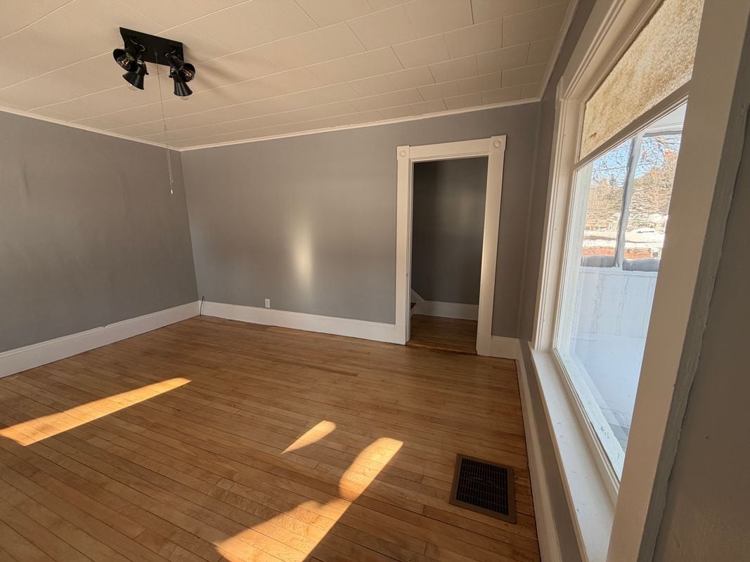 Building Photo - 66 Chestnut Hill Rd