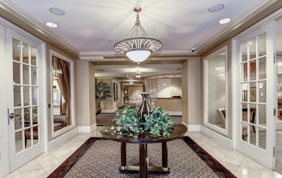 Lobby - 1111 25th St NW