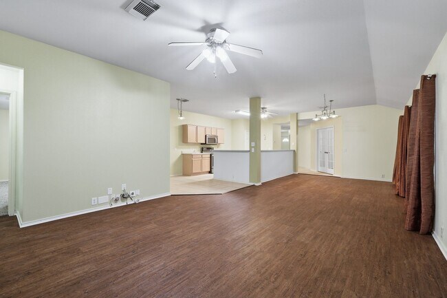 Building Photo - ***APPLICATION CURRENTLY UNDER REVIEW***Well-Maintained One-Story in Woodthorn Subdivision