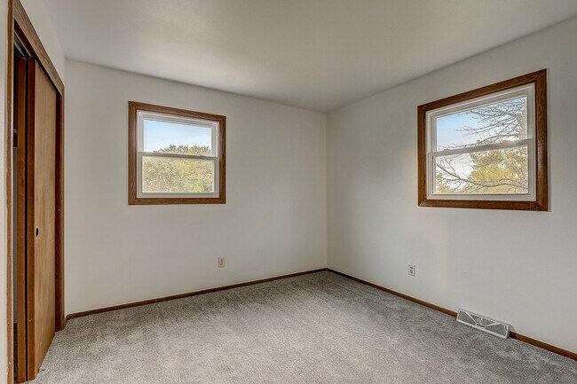 Bedroom 1 6827 - 6825 S Juniper Dr