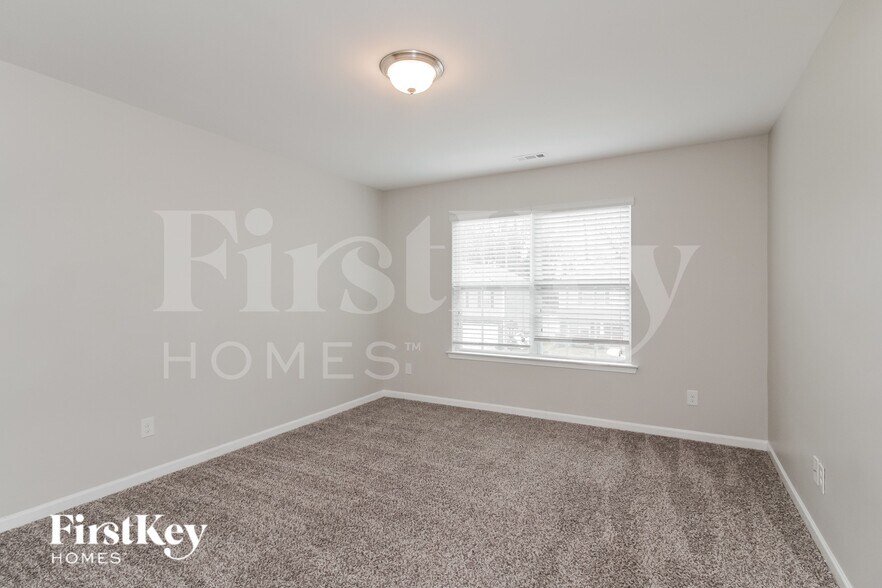 Building Photo - 7516 Niccoline Ln