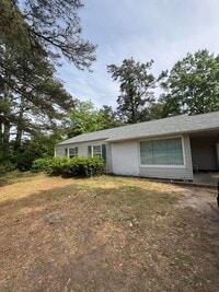 Building Photo - 1282 Crosland Dr NE