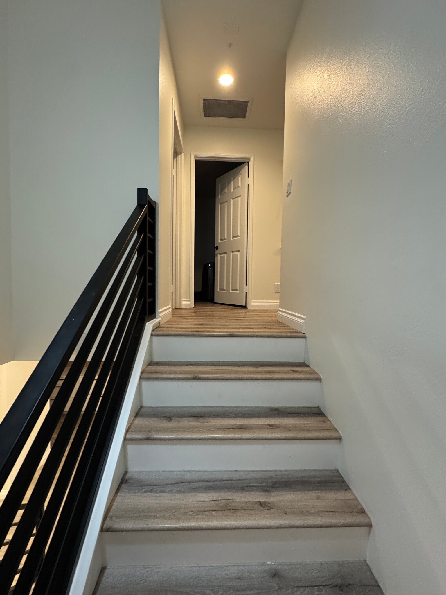 Building Photo - 2620 Elden Ave