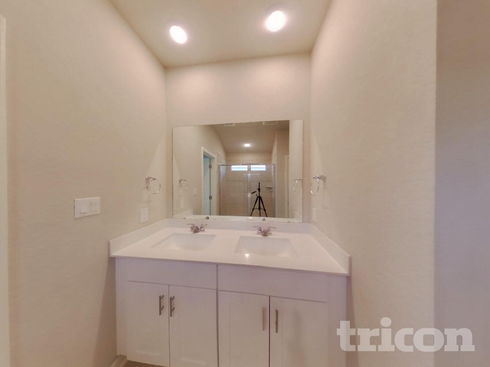 Building Photo - 13538 Paxton Blvd