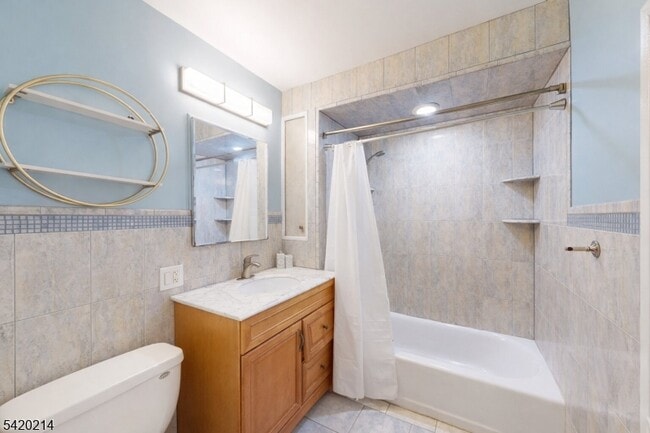 Building Photo - 1019 Salem Rd