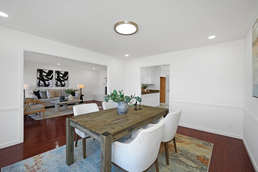 Building Photo - 584 Hillside Blvd