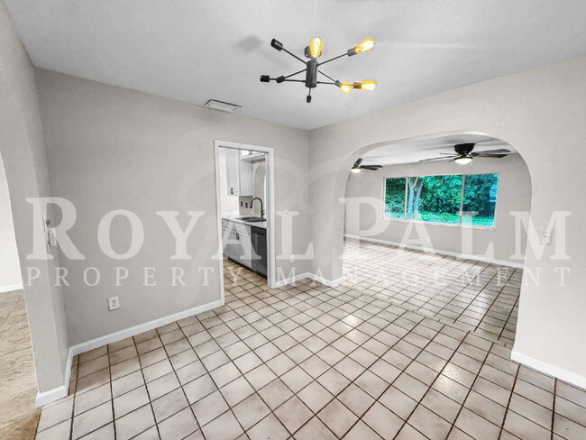 Building Photo - 3 Bed | 2 Bath Home on SE 46th Terrace – Space to Live, Room to Breathe