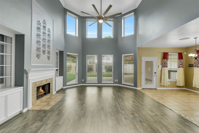 Building Photo - 7619 Limber Bough Dr