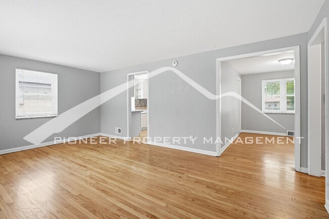 Building Photo - 4564 E Mexico Ave